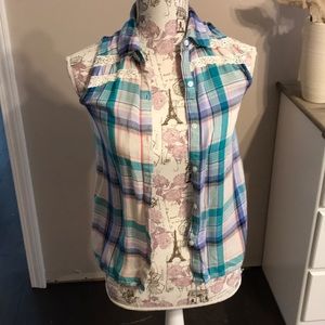 Girls sleeveless flannel